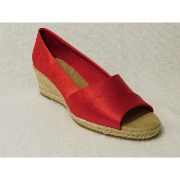 W651 Easy Street Red Thai Silk Jasper Super Flex Espadrille Sandals 7.5 M - Picture 1 of 5